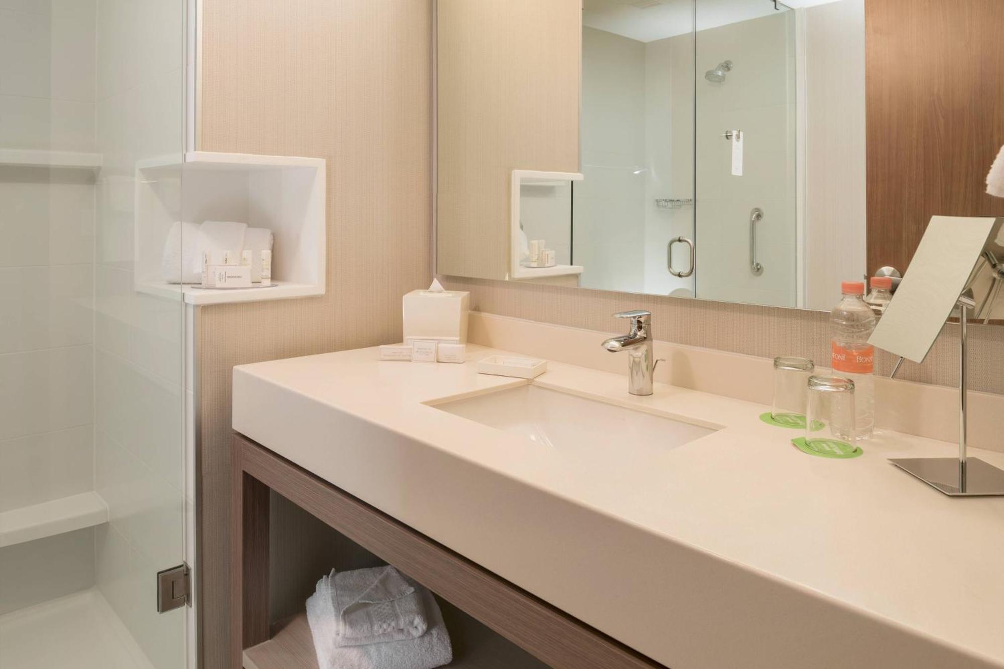 Courtyard By Marriott Ciudad Juarez Hotel Екстериор снимка